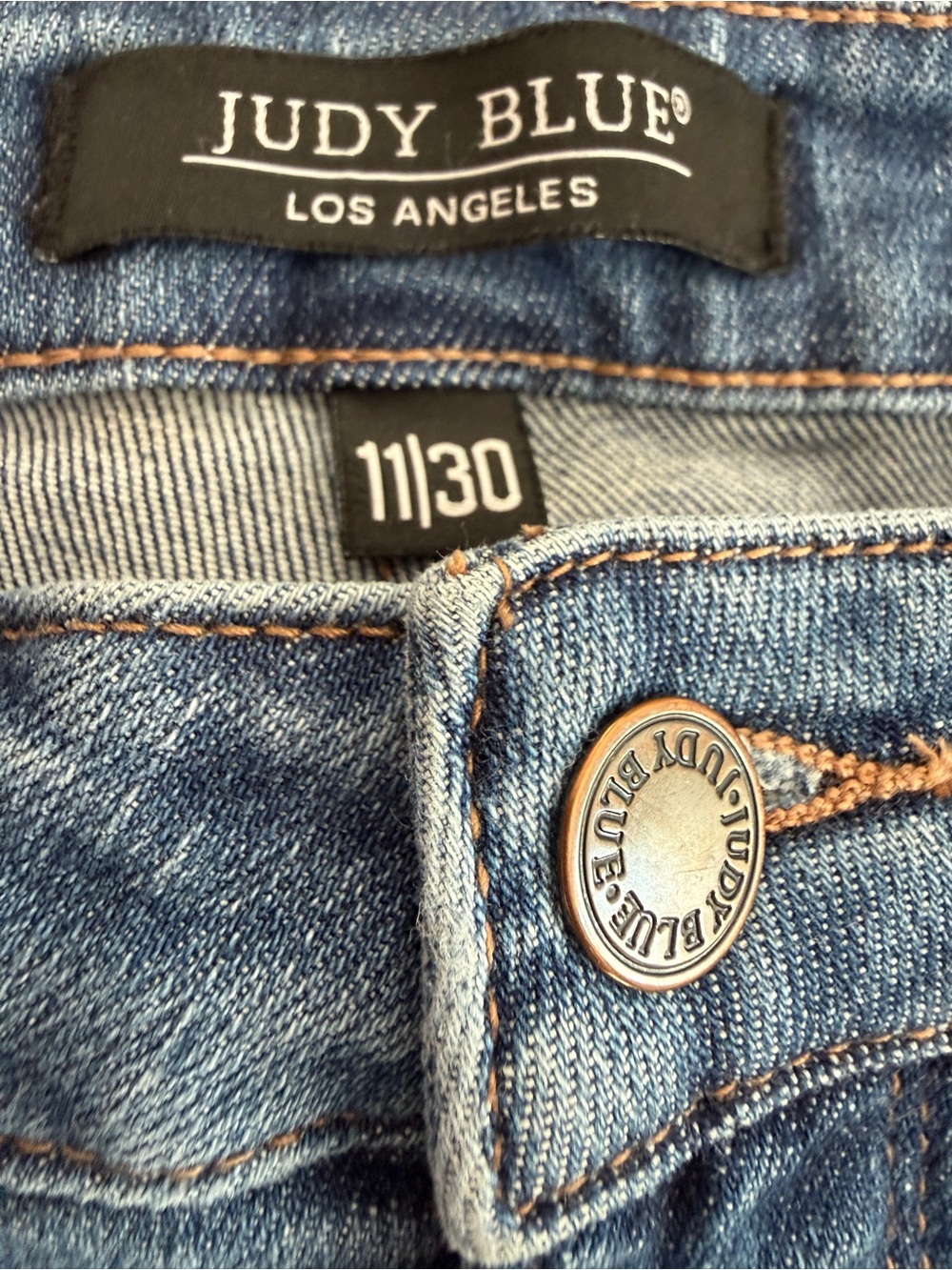 Judy Blue Skinny Fit Stretch Blue Denim Jeans - Picture 3 of 6